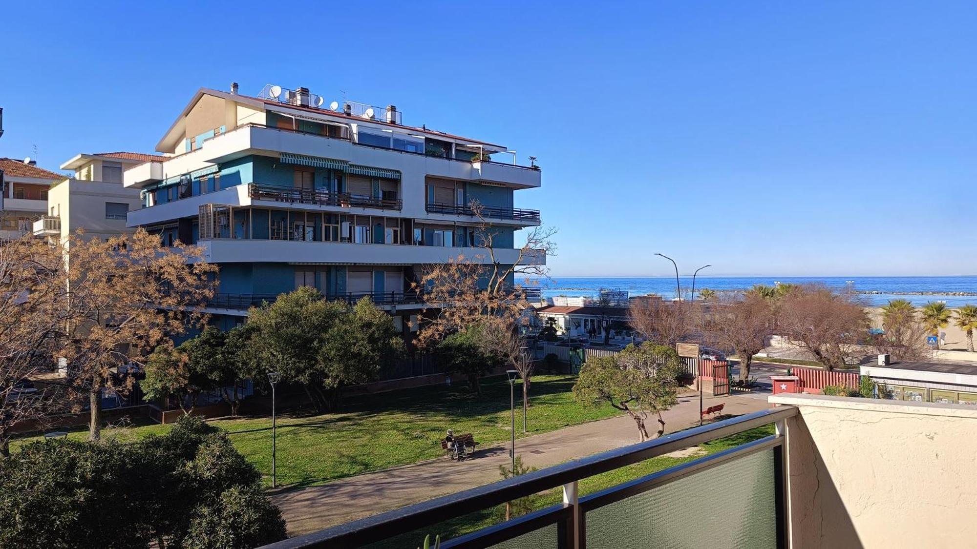 La Stanza Dell'Architetto Hotell Pescara Exteriör bild